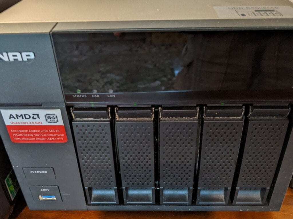 home office nas server front